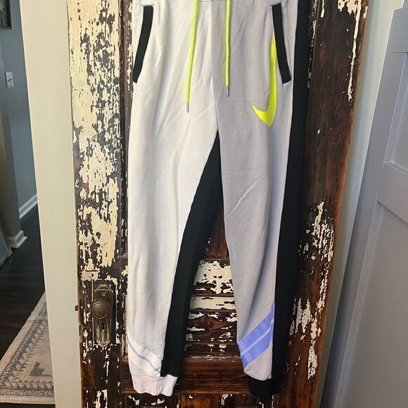 Nike Pants - Nike black label Big swoosh multi color women’s comfy sweatpants. Size small.
